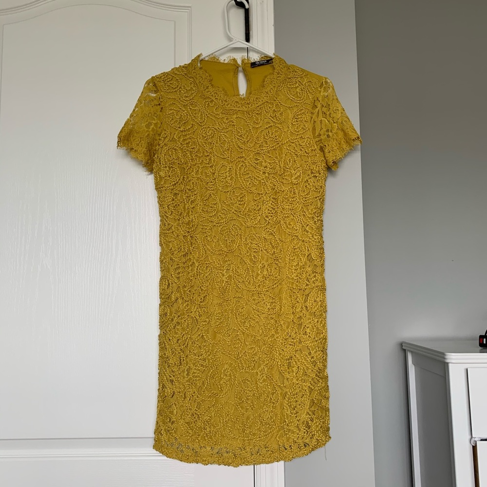 Zara trafaluc dress. Size small.